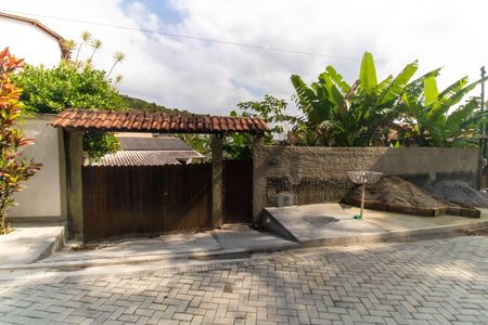 Casa para alugar com 100m², 3 quartos e 2 vagas Casa para alugar com 100m², 3 quartos e 2 vagasFachada