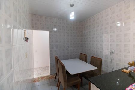 Casa para alugar com 100m², 3 quartos e 2 vagas Casa para alugar com 100m², 3 quartos e 2 vagasCozinha