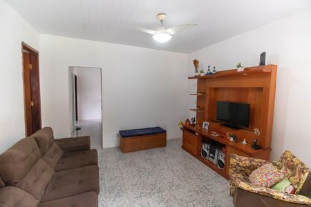 Casa para alugar com 100m², 3 quartos e 2 vagas Casa para alugar com 100m², 3 quartos e 2 vagasSala