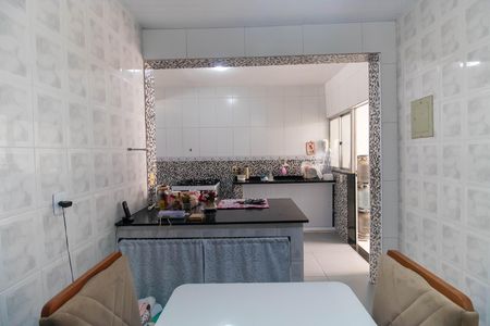 Casa para alugar com 100m², 3 quartos e 2 vagas Casa para alugar com 100m², 3 quartos e 2 vagasCozinha