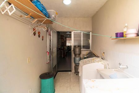 Casa para alugar com 100m², 3 quartos e 2 vagas Casa para alugar com 100m², 3 quartos e 2 vagasÁrea de Serviço