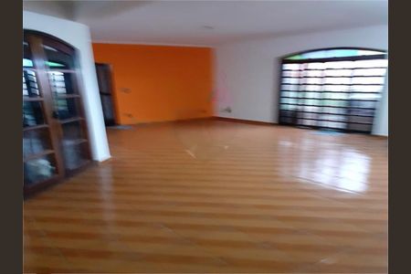 Casa à venda com 3 quartos, 260m² em Tucuruvi, São Paulo