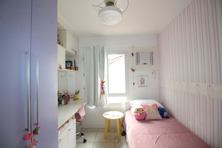 Casa de condomínio à venda com 160m², 4 quartos e 2 vagasQuarto 3
