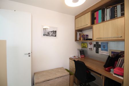Casa de condomínio à venda com 160m², 4 quartos e 2 vagasQuarto 1