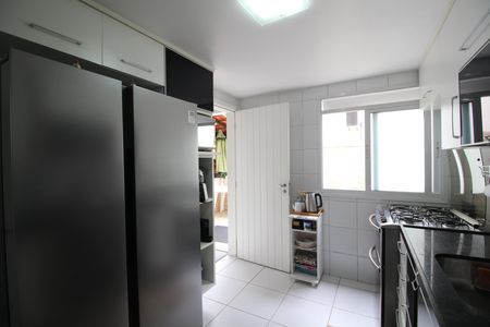 Casa de condomínio à venda com 160m², 4 quartos e 2 vagasCozinha