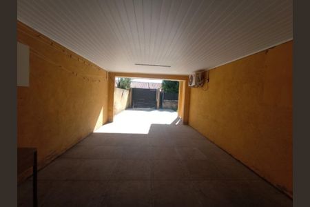 Casa para alugar com 110m², 2 quartos e 3 vagas