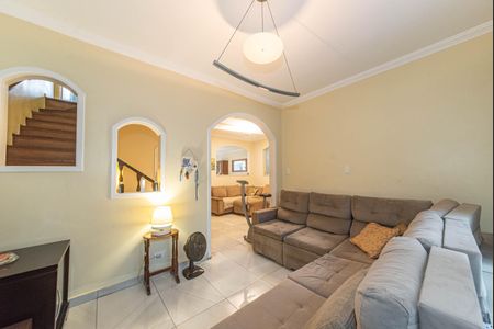 Casa para alugar com 114m², 3 quartos e 2 vagas Casa para alugar com 114m², 3 quartos e 2 vagasSala