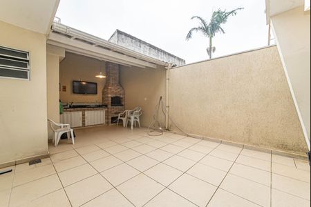 Casa para alugar com 114m², 3 quartos e 2 vagas Casa para alugar com 114m², 3 quartos e 2 vagasQuintal