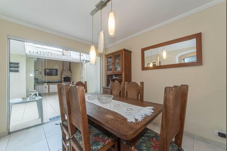 Casa para alugar com 114m², 3 quartos e 2 vagas Casa para alugar com 114m², 3 quartos e 2 vagasSala de Jantar