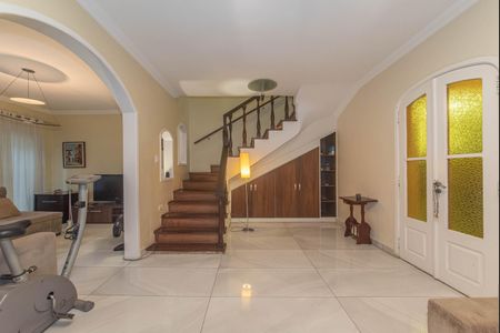 Casa para alugar com 114m², 3 quartos e 2 vagas Casa para alugar com 114m², 3 quartos e 2 vagasSala