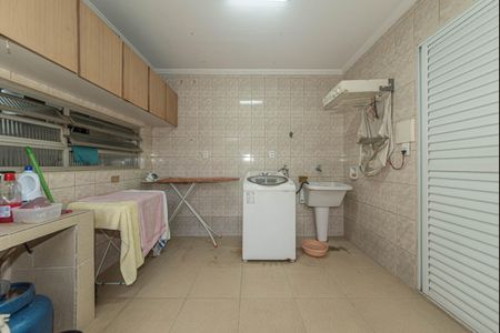 Casa para alugar com 114m², 3 quartos e 2 vagas Casa para alugar com 114m², 3 quartos e 2 vagasLavanderia