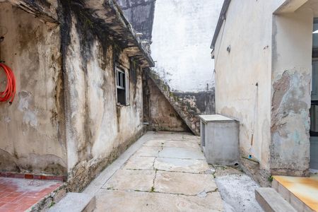Casa à venda com 200m², 3 quartos e 5 vagas Casa à venda com 200m², 3 quartos e 5 vagasQuintal