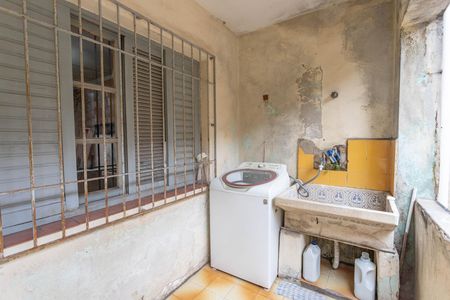 Casa à venda com 200m², 3 quartos e 5 vagas Casa à venda com 200m², 3 quartos e 5 vagasÁrea de serviço