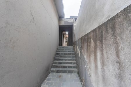 Casa à venda com 200m², 3 quartos e 5 vagas Casa à venda com 200m², 3 quartos e 5 vagasEntrada