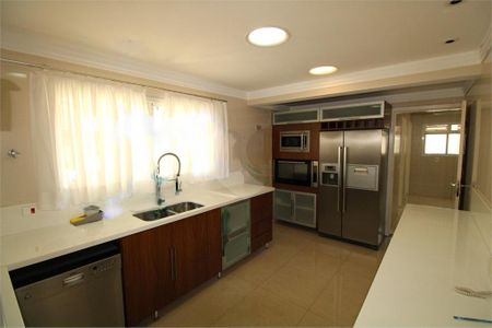 Apartamento à venda com 310m², 4 quartos e 4 vagas