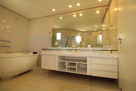 Apartamento à venda com 310m², 4 quartos e 4 vagas