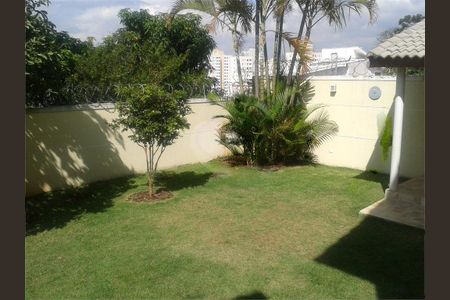 Casa à venda com 100m², 3 quartos e 2 vagas