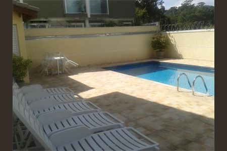 Casa à venda com 100m², 3 quartos e 2 vagas