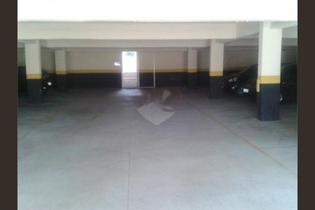 Casa à venda com 100m², 3 quartos e 2 vagas