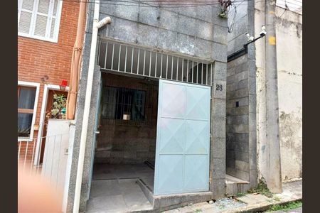 Casa à venda com 106m², 3 quartos e 1 vaga