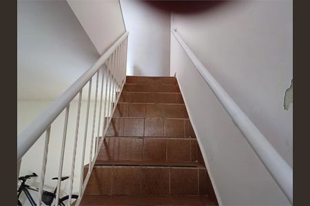 Casa à venda com 106m², 3 quartos e 1 vaga