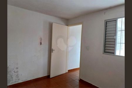 Casa à venda com 3 quartos, 106m² em Chora Menino, São Paulo
