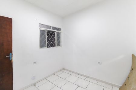 Quarto de casa para alugar com 1 quarto, 36m² em Vila Taquari, São Paulo