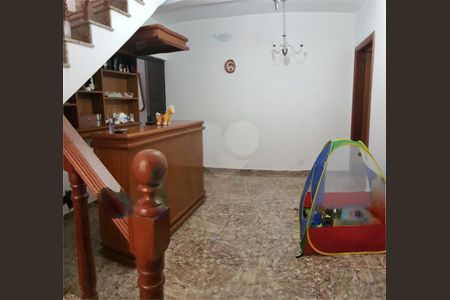 Casa à venda com 3 quartos, 185m² em Carandiru, São Paulo