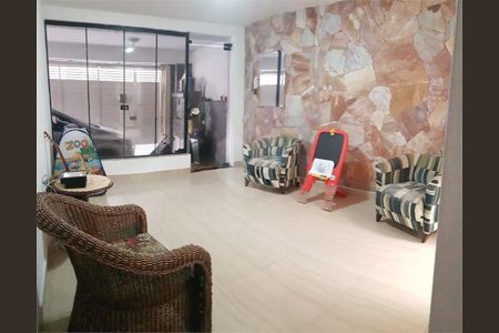 Casa à venda com 3 quartos, 185m² em Carandiru, São Paulo
