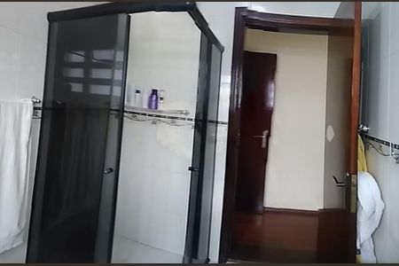 Casa à venda com 198m², 3 quartos e 3 vagas