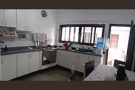 Casa à venda com 198m², 3 quartos e 3 vagas