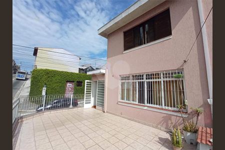 Casa à venda com 262m², 2 quartos e 4 vagas