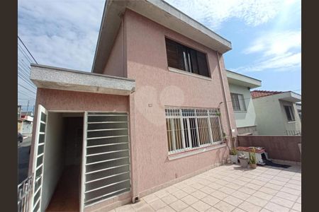 Casa à venda com 262m², 2 quartos e 4 vagas