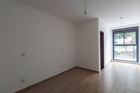 Casa à venda com 110m², 3 quartos e 2 vagas Casa à venda com 110m², 3 quartos e 2 vagasSuíte