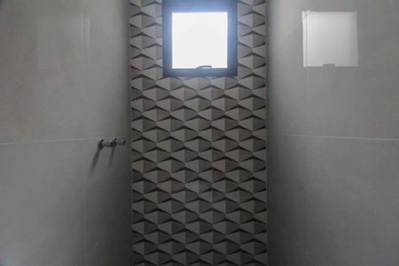 Casa à venda com 110m², 3 quartos e 2 vagas Casa à venda com 110m², 3 quartos e 2 vagasBanheiro social