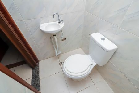Casa de condomínio à venda com 117m², 3 quartos e 2 vagas Casa de condomínio à venda com 117m², 3 quartos e 2 vagasBanheiro Social