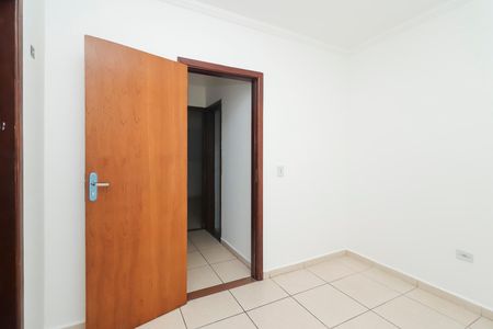 Quarto 1 - Suíte de casa de condomínio para alugar com 3 quartos, 117m² em Vila Regina, São Paulo