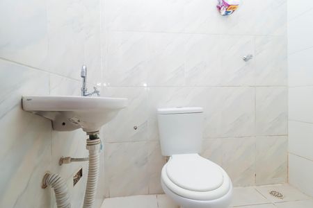 Casa de condomínio à venda com 117m², 3 quartos e 2 vagas Casa de condomínio à venda com 117m², 3 quartos e 2 vagasBanheiro Social