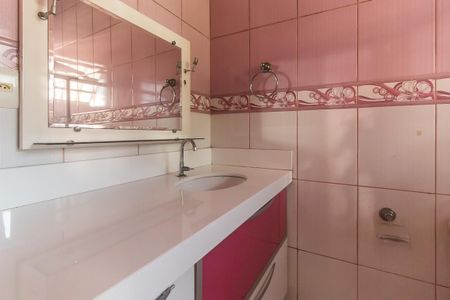 Casa para alugar com 905m², 5 quartos e 6 vagas Casa para alugar com 905m², 5 quartos e 6 vagasBanheiro da Suíte 1