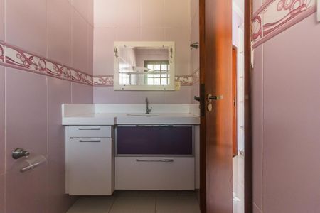 Casa para alugar com 905m², 5 quartos e 6 vagas Casa para alugar com 905m², 5 quartos e 6 vagasBanheiro da Suíte 2