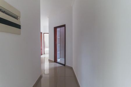 Casa para alugar com 905m², 5 quartos e 6 vagas Casa para alugar com 905m², 5 quartos e 6 vagasCorredor