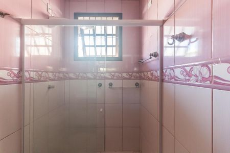 Casa para alugar com 905m², 5 quartos e 6 vagas Casa para alugar com 905m², 5 quartos e 6 vagasBanheiro da Suíte 1