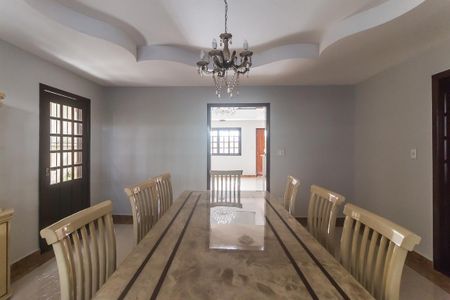 Casa para alugar com 905m², 5 quartos e 6 vagas Casa para alugar com 905m², 5 quartos e 6 vagasSala de Jantar