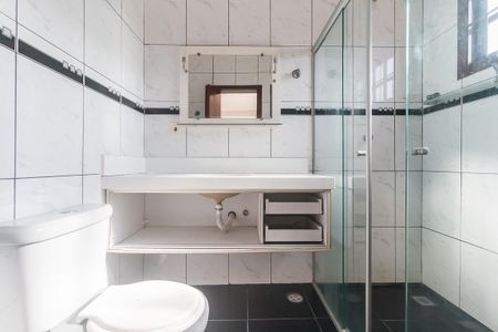 Casa para alugar com 905m², 5 quartos e 6 vagas Casa para alugar com 905m², 5 quartos e 6 vagasBanheiro da Suíte 3
