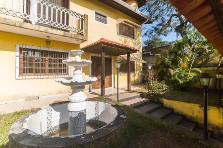 Casa para alugar com 905m², 5 quartos e 6 vagas Casa para alugar com 905m², 5 quartos e 6 vagasEntrada