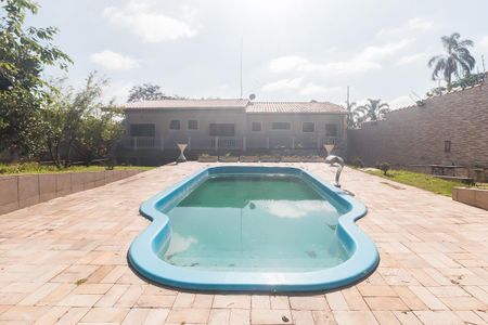 Casa para alugar com 905m², 5 quartos e 6 vagas Casa para alugar com 905m², 5 quartos e 6 vagasPiscina