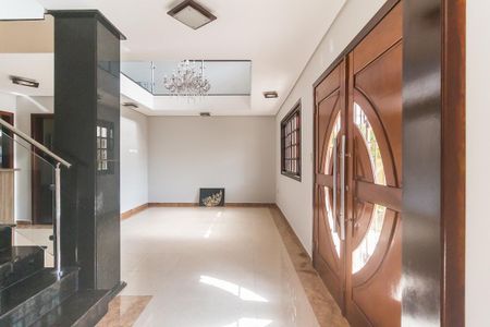 Casa para alugar com 905m², 5 quartos e 6 vagas Casa para alugar com 905m², 5 quartos e 6 vagasSala