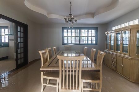 Casa para alugar com 905m², 5 quartos e 6 vagas Casa para alugar com 905m², 5 quartos e 6 vagasSala de Jantar