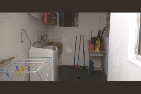Casa à venda com 190m², 4 quartos e 2 vagas