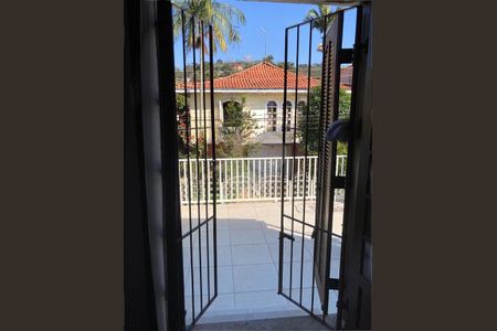 Casa à venda com 120m², 3 quartos e 2 vagas